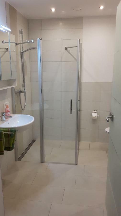 Ferienwohnung "Am Kurpark" In バート・シュッセンリート エクステリア 写真